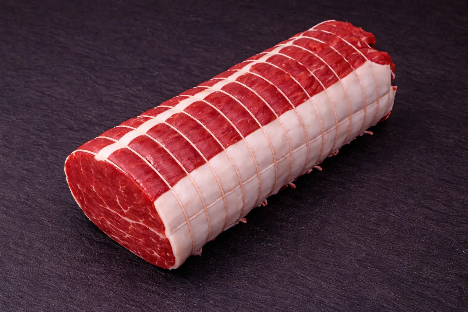 Rôti filet de bœuf bardé